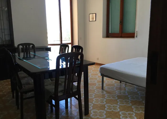 Via Dei Tigli * 加利波利