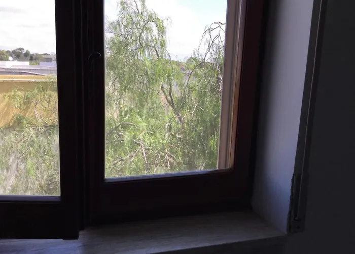 Via Dei Tigli * 加利波利